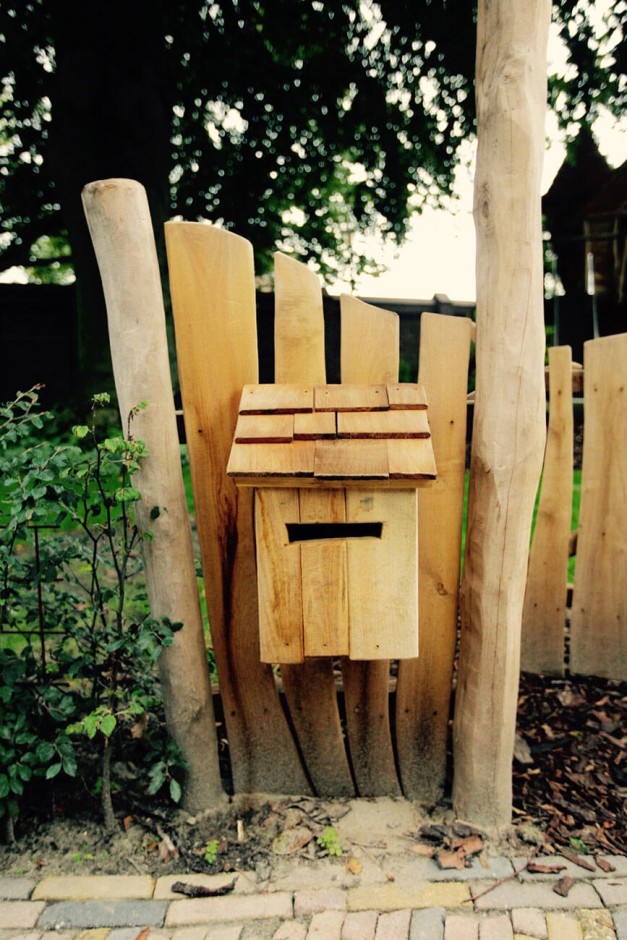 houten brievenbus speeltuin